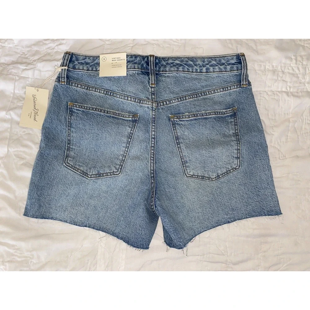 NWT Universal Threads " Vintage Midi Shorts"Women's Size 8  Inseam 4" Cut Off - Picture 10 of 10